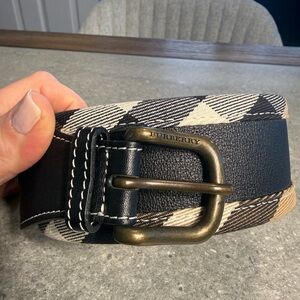 Burberry Black and Cream Checkered Belt